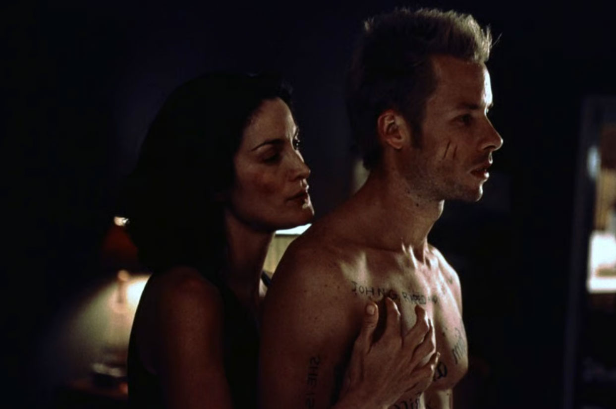 Memento (2000)